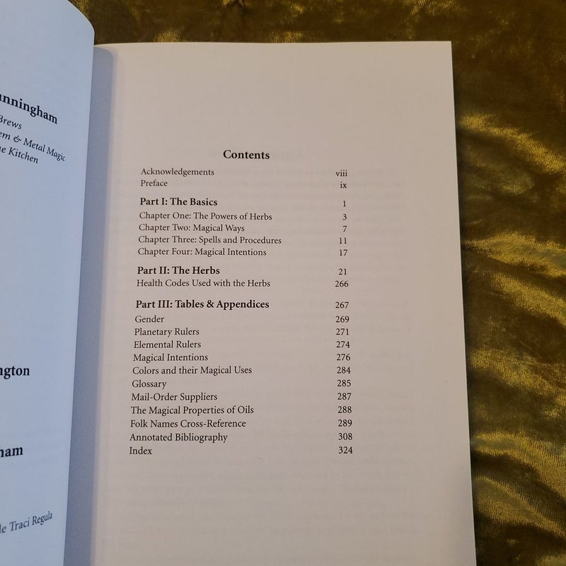 Cunningham's Encyclopedia of Magical Herbs