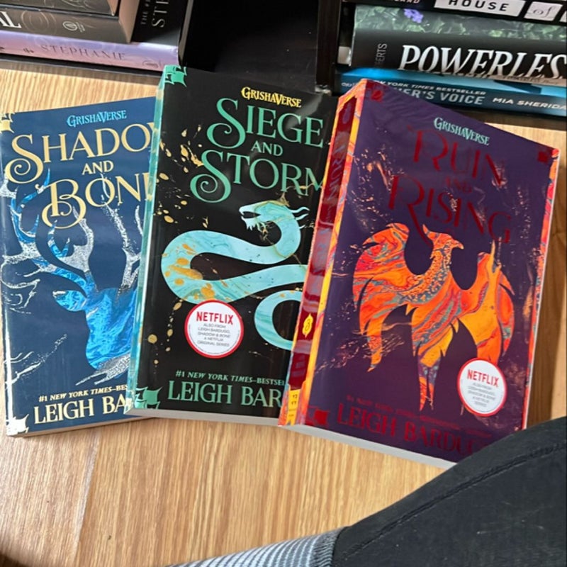 The Shadow and Bone Trilogy Boxed Set