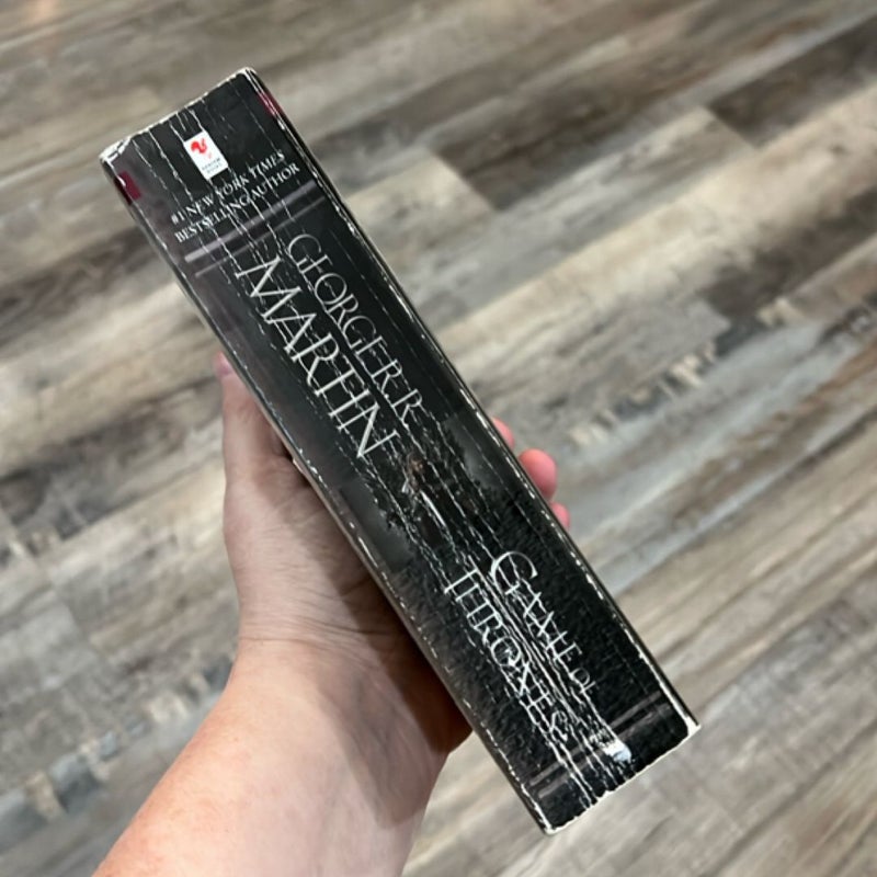 A Game of Thrones (Mass Market Size, HBO Tie-In Edition)