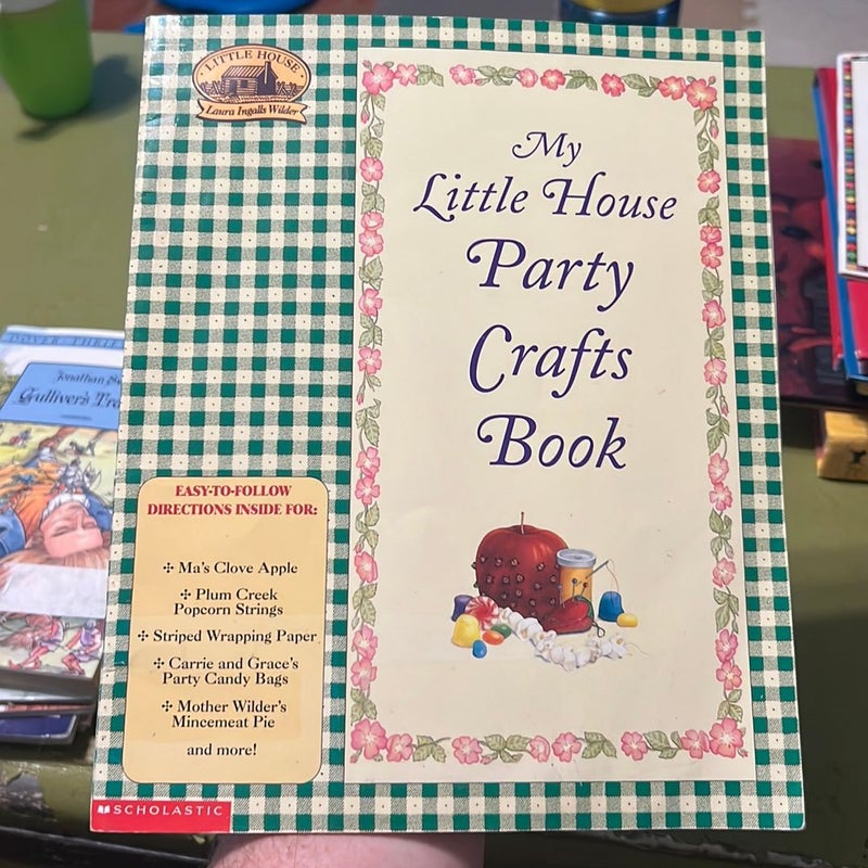 Little Sound Book: Mickey Mouse Clubhouse Around the Clubhouse