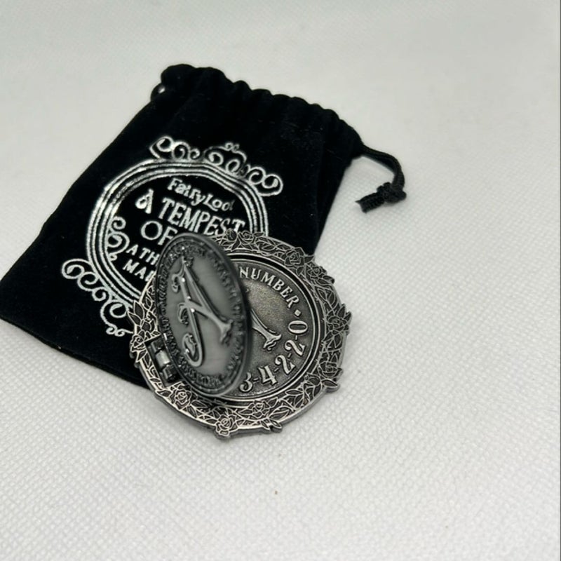 Fairyloot: Replica Pin
