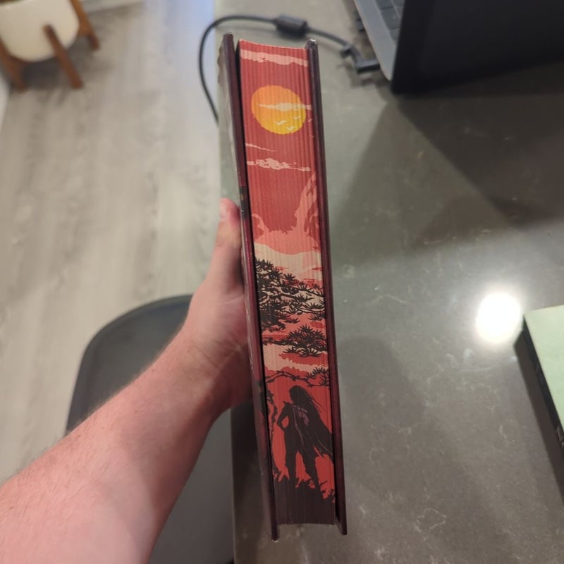 Five Broken Blades (Deluxe Limited Edition)