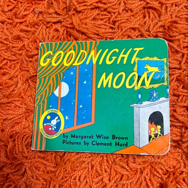 Goodnight Moon Board Book