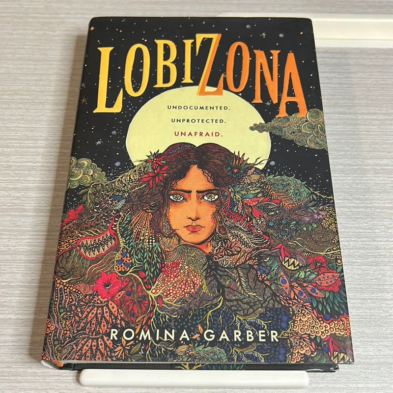 Lobizona (Like New Hardcover)
