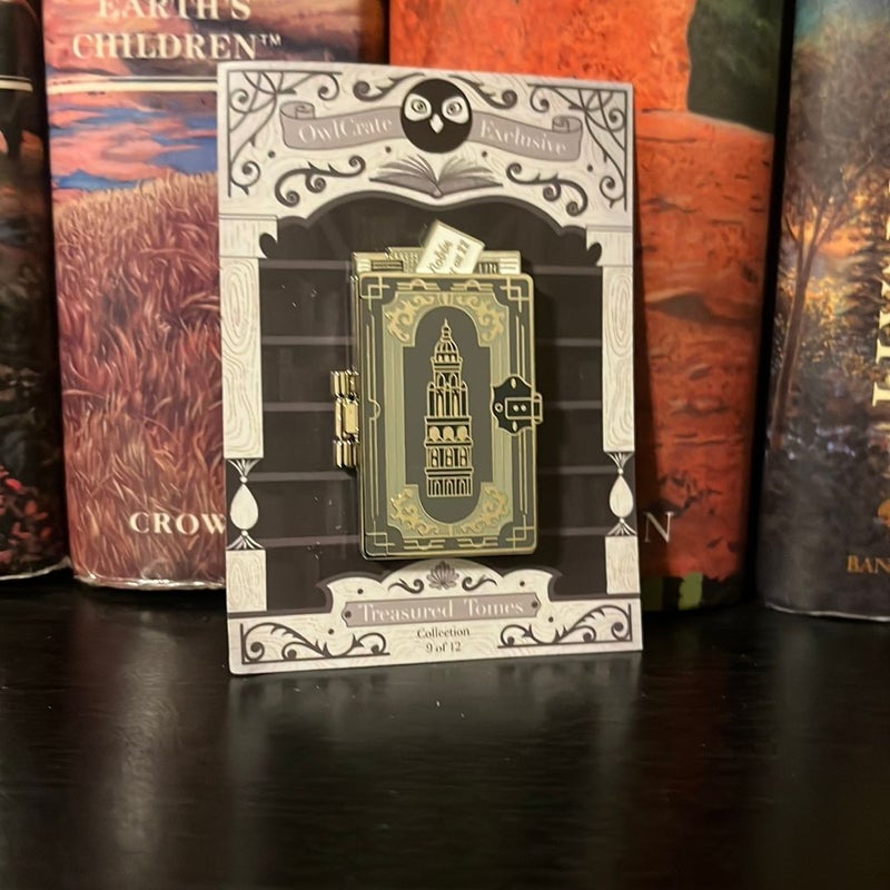 Babel Pin - Owlcrate