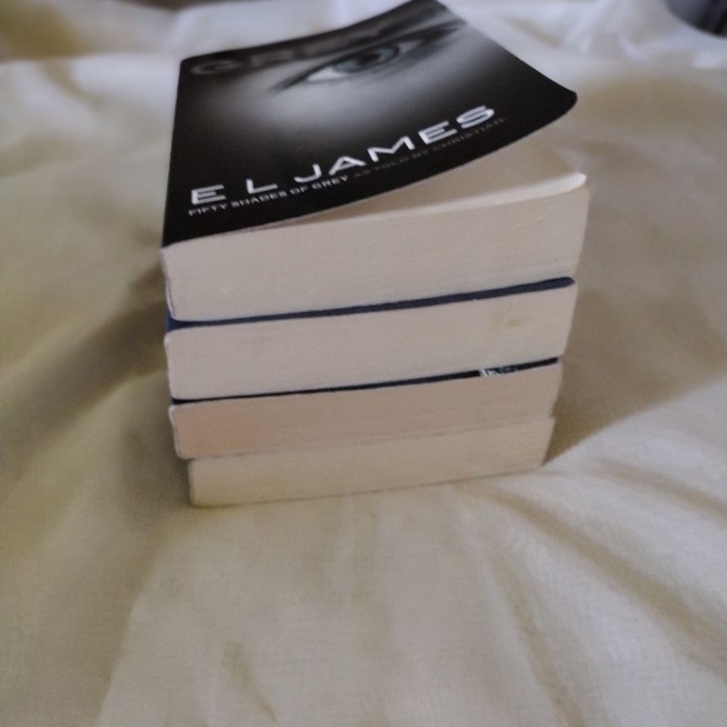E.L James Bundles Grey, Fifty Shade of Freed, Fifty Shade of Grey , Fifty Shade of Darker 