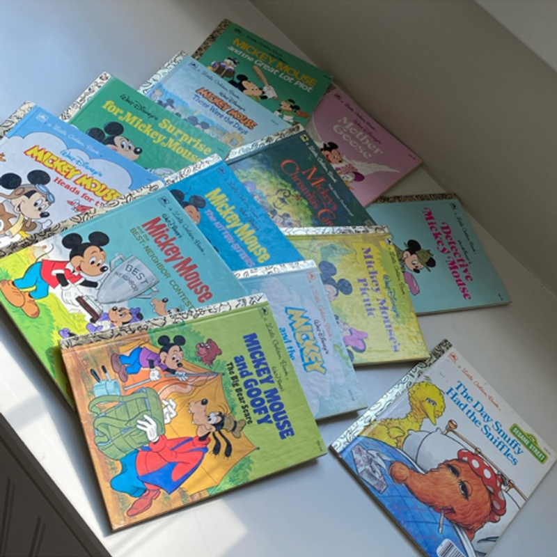 Disney - Vintage Little Golden books bundle of 12 +bonus