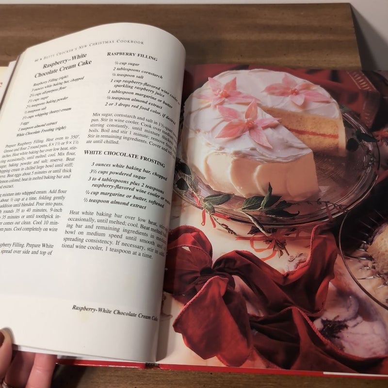 Betty Crocker's New Christmas Cookbook