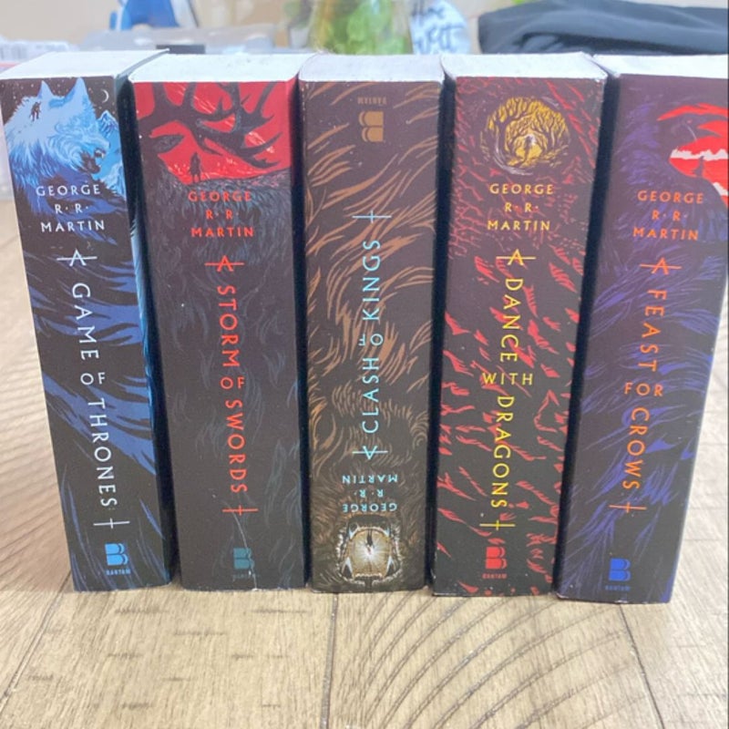 George R. R. Martin's a Game of Thrones 5-Book Boxed Set (Song of Ice and Fire Series)