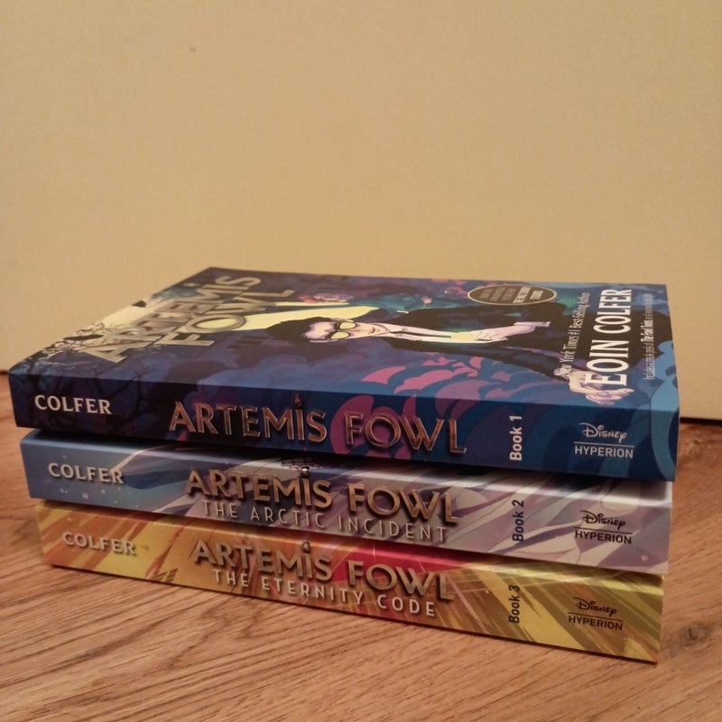 Artemis Fowl 3-Book Paperback Boxed Set (Artemis Fowl, Books 1-3)