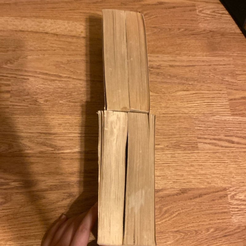 4 Raymond E. Feist books!!