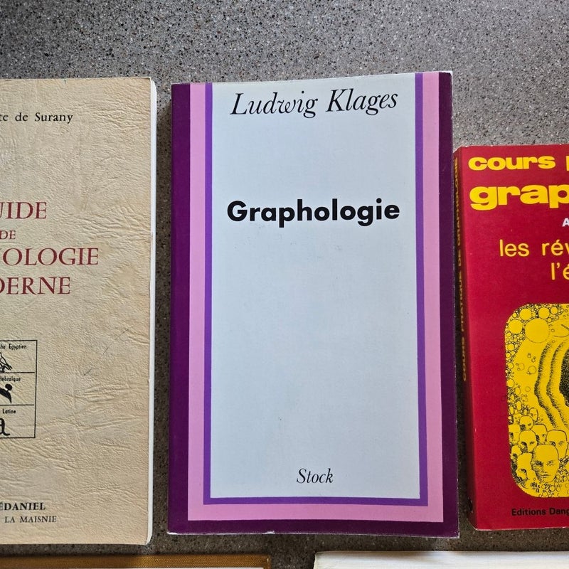 Lot of 5 Vintage French Books on Graphology