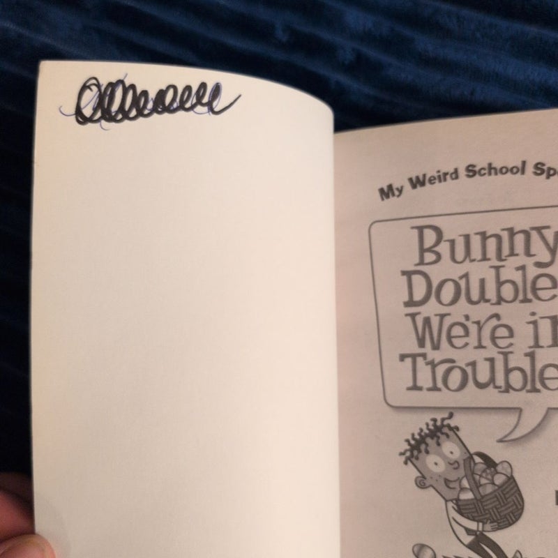 My Weird School Special: Bunny Double, We're in Trouble! 