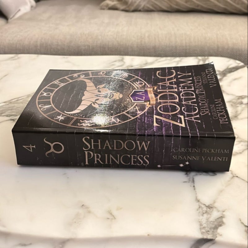 Zodiac Academy 4: Shadow Princess