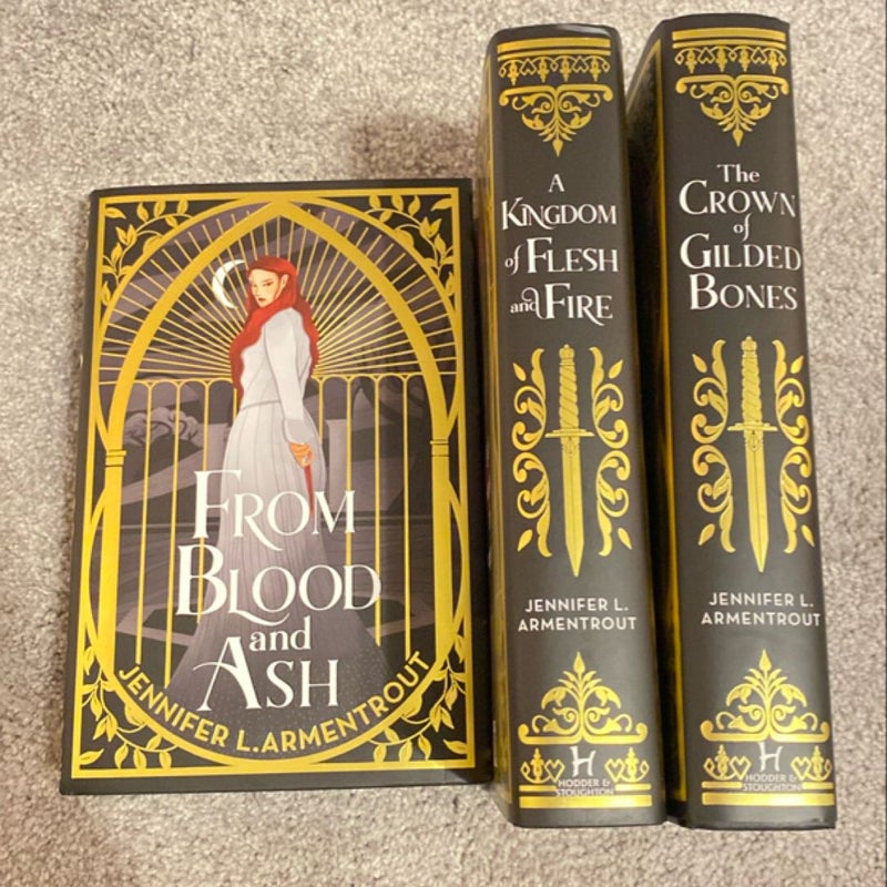 From Blood and Ash (Fairyloot Set)