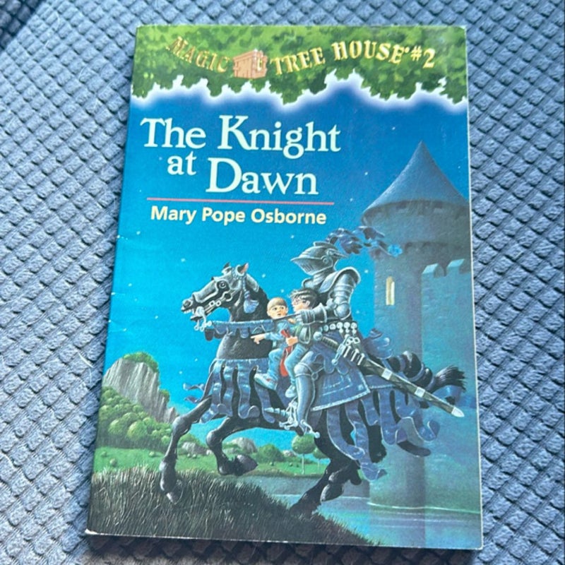 Magic Tree House #2: The Knight at Dawn