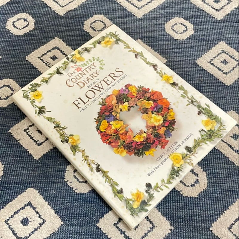 The Country Diary Book Of Flowers