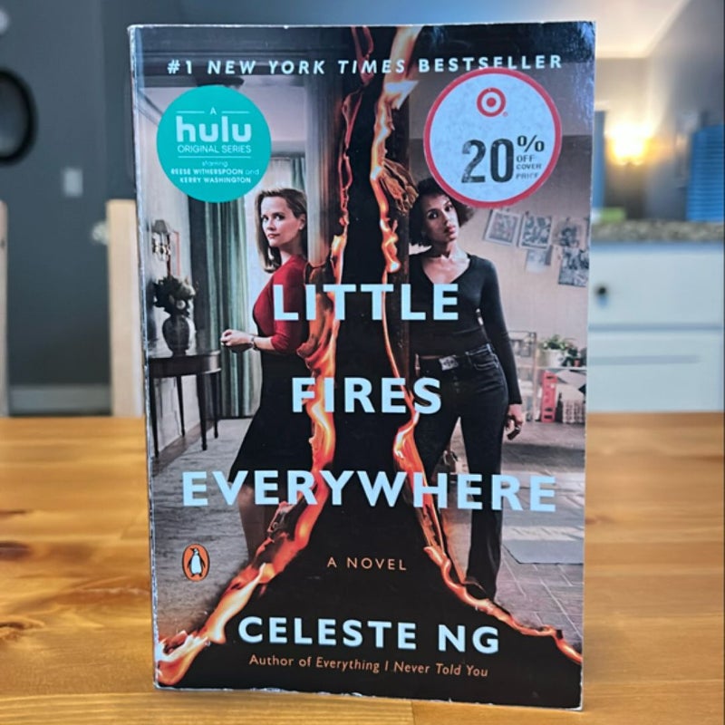 Little Fires Everywhere (Movie Tie-In)