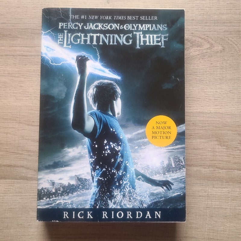 Percy Jackson and the Olympians, Book One the Lightning Thief (Movie Tie-In Edition)