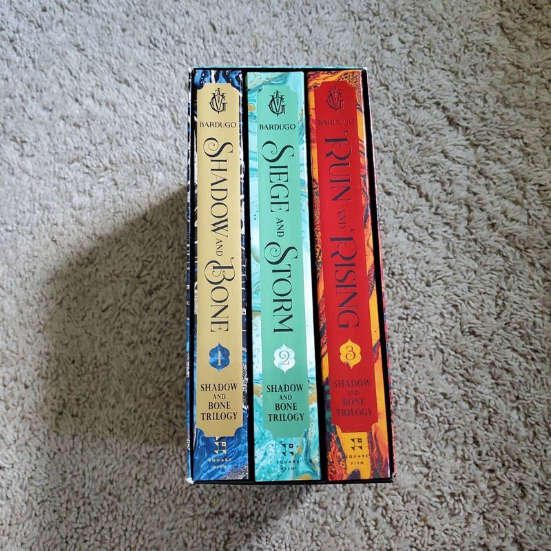 The Shadow and Bone Trilogy Boxed Set