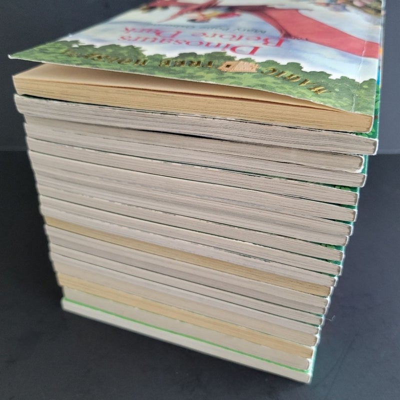 MAGIC TREE HOUSE MERLIN MISSION LOT OF 20 BOOKS BY MARY POPE OSBORN W/ STICKERS