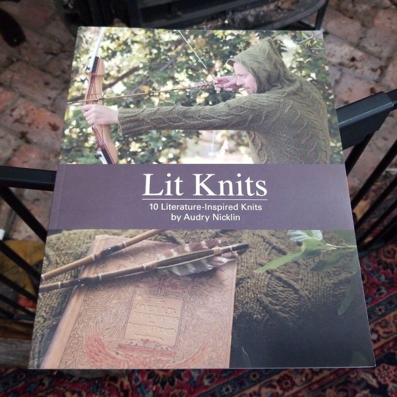 Lit Knits