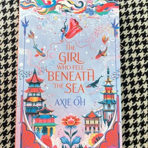 The Girl Who Fell Beneath the Sea *like new UK paperback