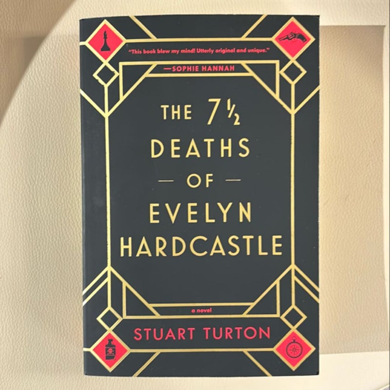 The 7½ Deaths of Evelyn Hardcastle