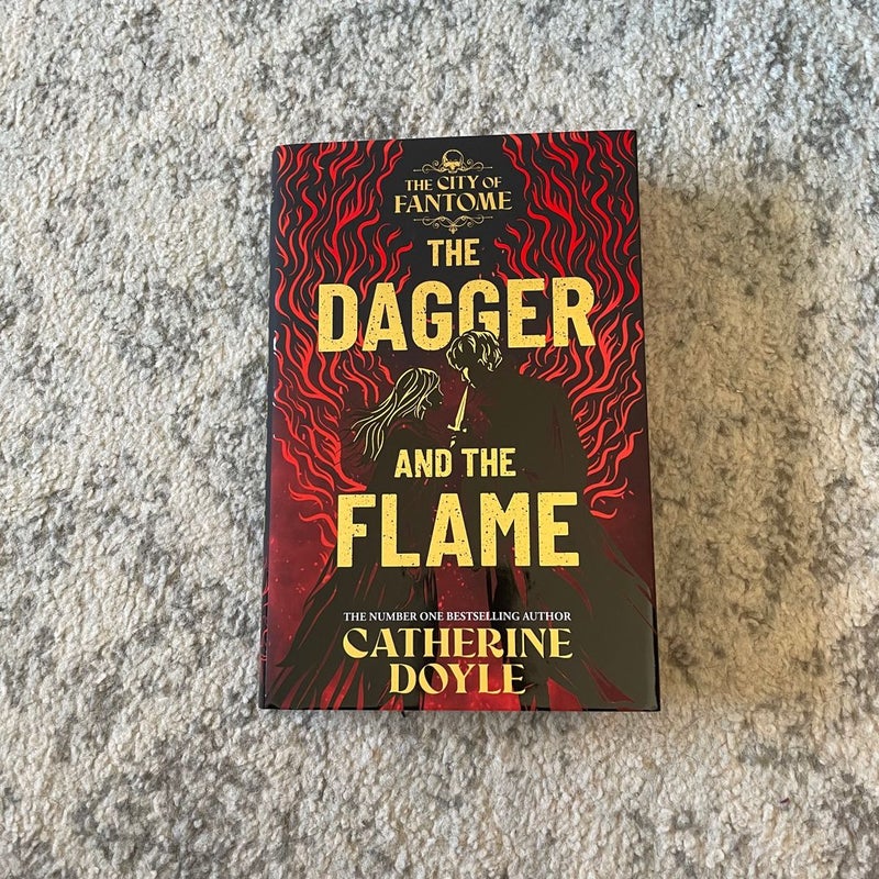 The Dagger and the Flame - Fairyloot edition