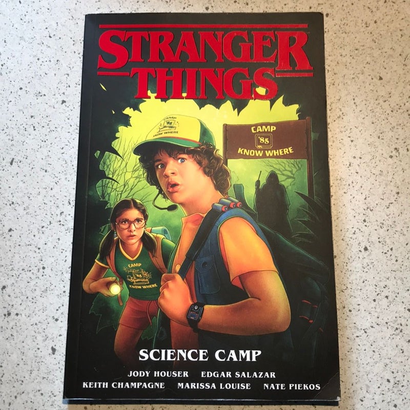 Stranger Things - Science Camp Graphic Novel