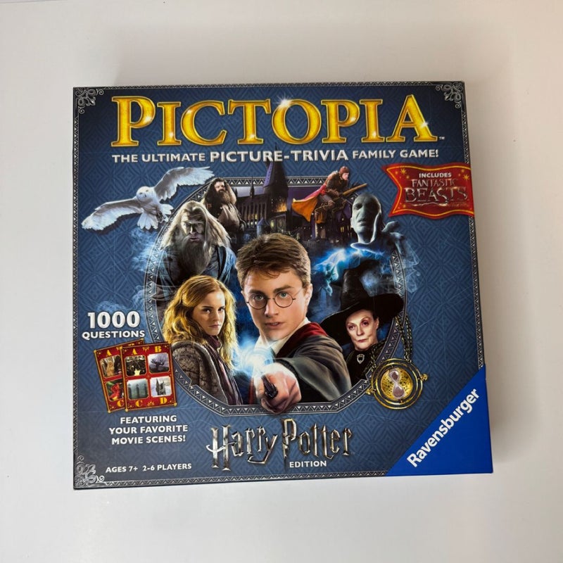PUZZLE Pictopia: Harry Potter Edition Family Trivia Board Game
