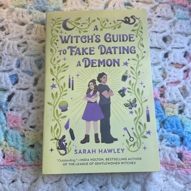 A Witch's Guide to Fake Dating a Demon