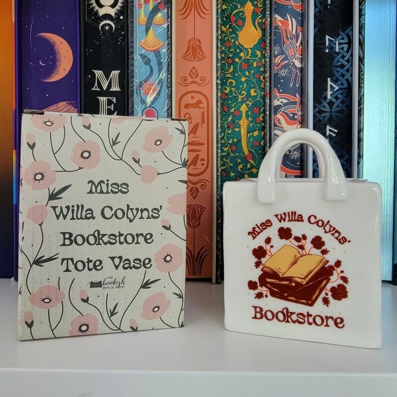 Bookish Box From Blood and Ash Miss Willa Colyn's Bookstore Tote Vase 