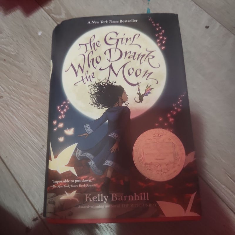 The Girl Who Drank the Moon (Winner of the 2017 Newbery Medal)