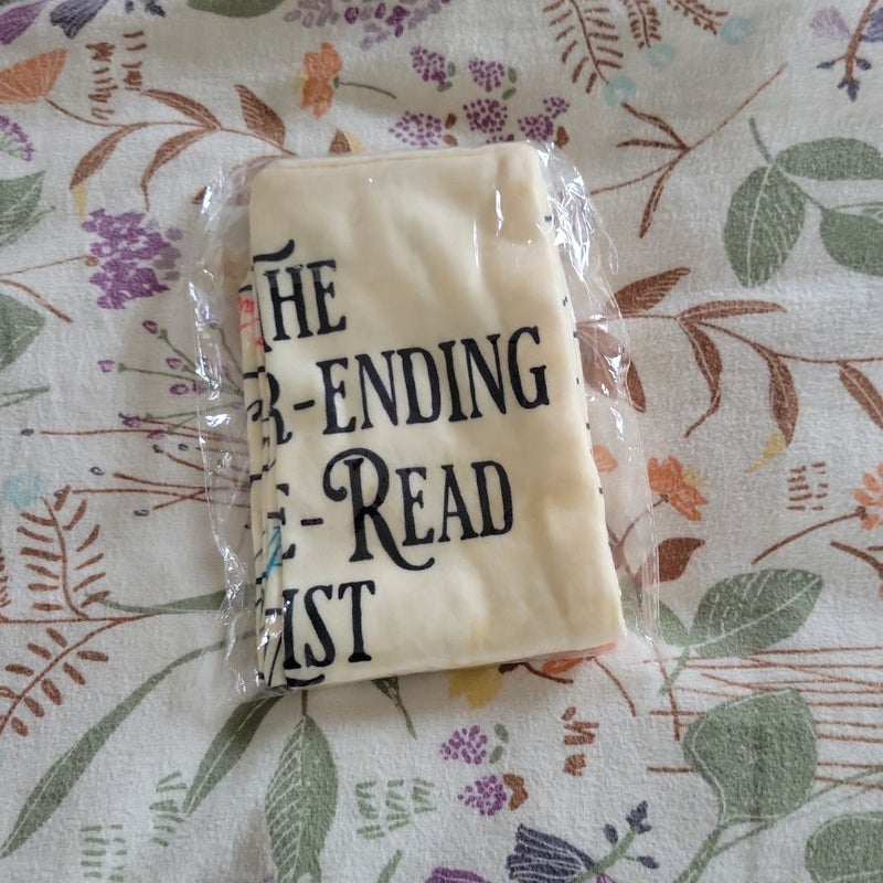 Literary infinity scarf