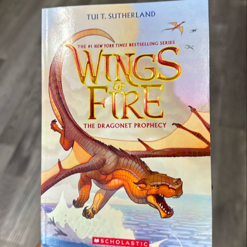 The Dragonet Prophecy (Wings of Fire #1)