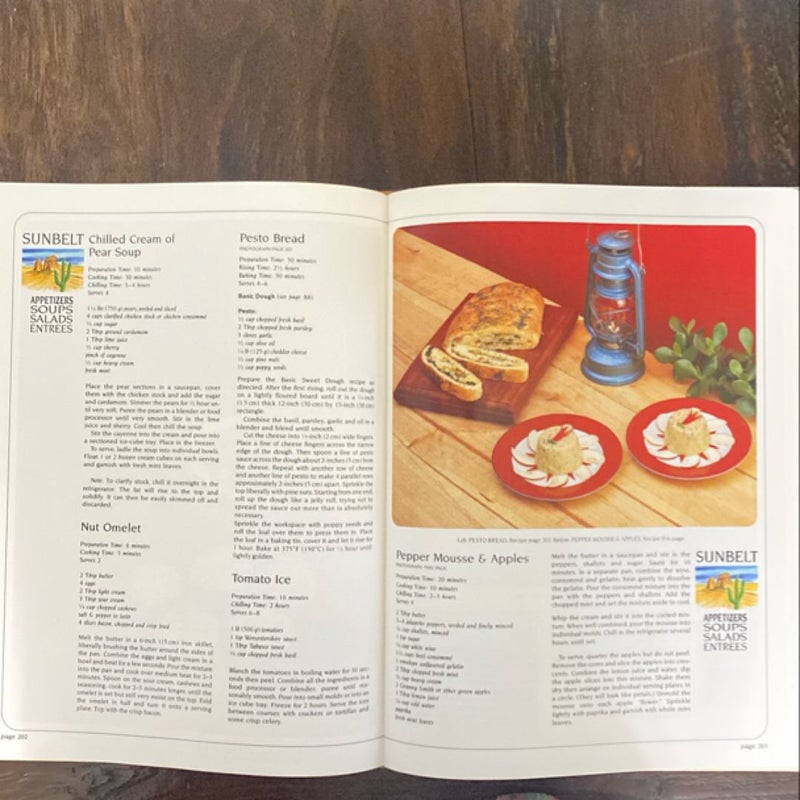 America the Majestic Pictorial Cook Book