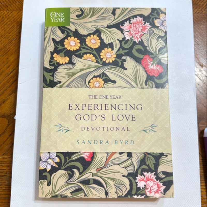 The One Year Experiencing God's Love Devotional