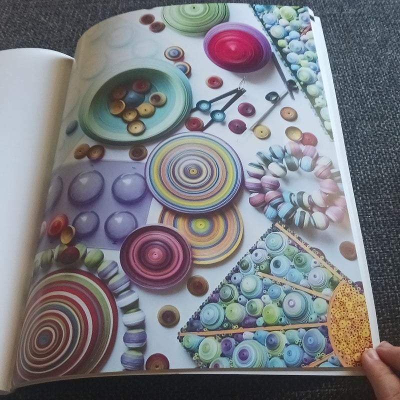 The Art of Modern Quilling by Erin Perkins Curet, Quarto At A Glance