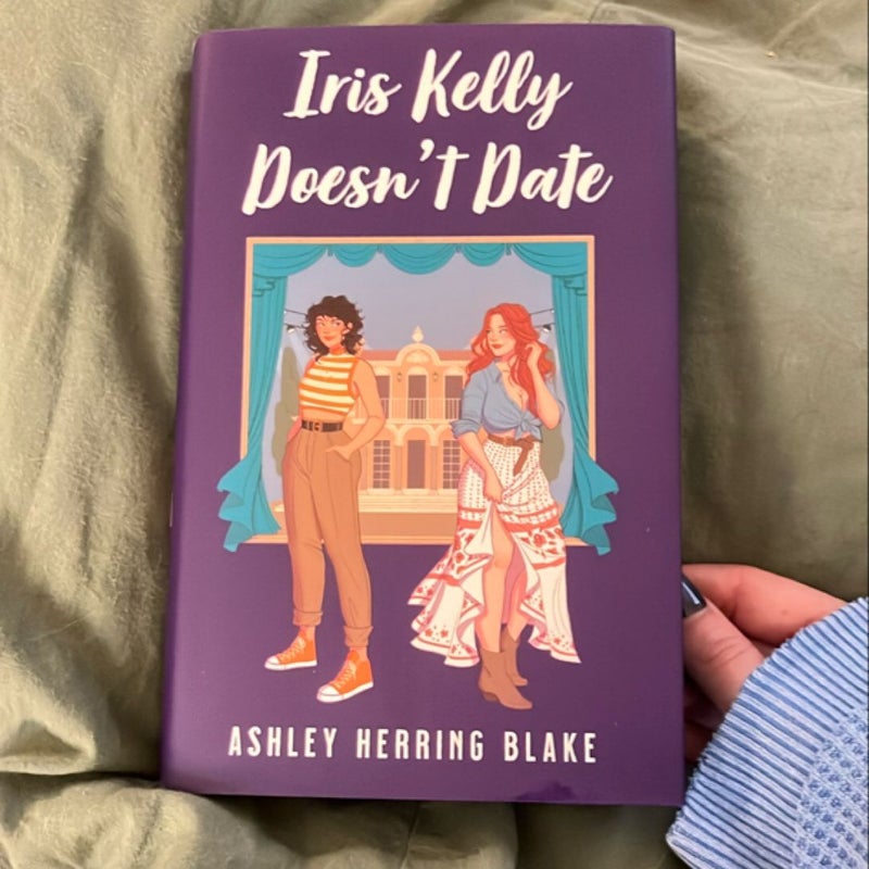 Iris Kelly Doesn't Date 