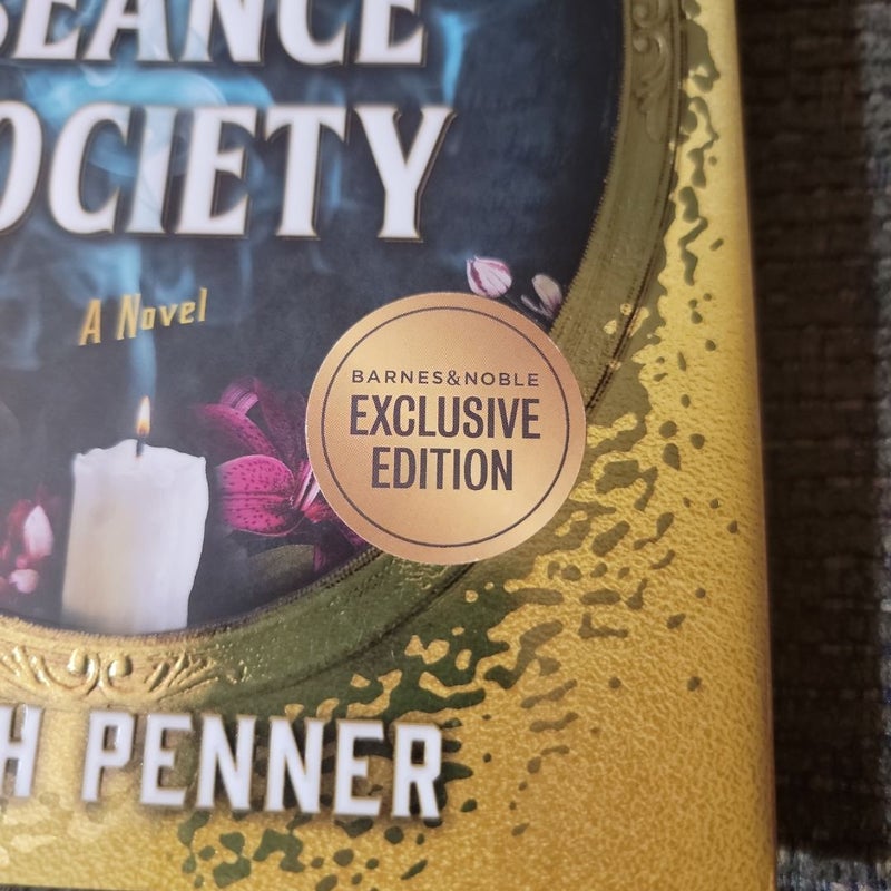 The London Séance Society (B&N Exclusive Edition)