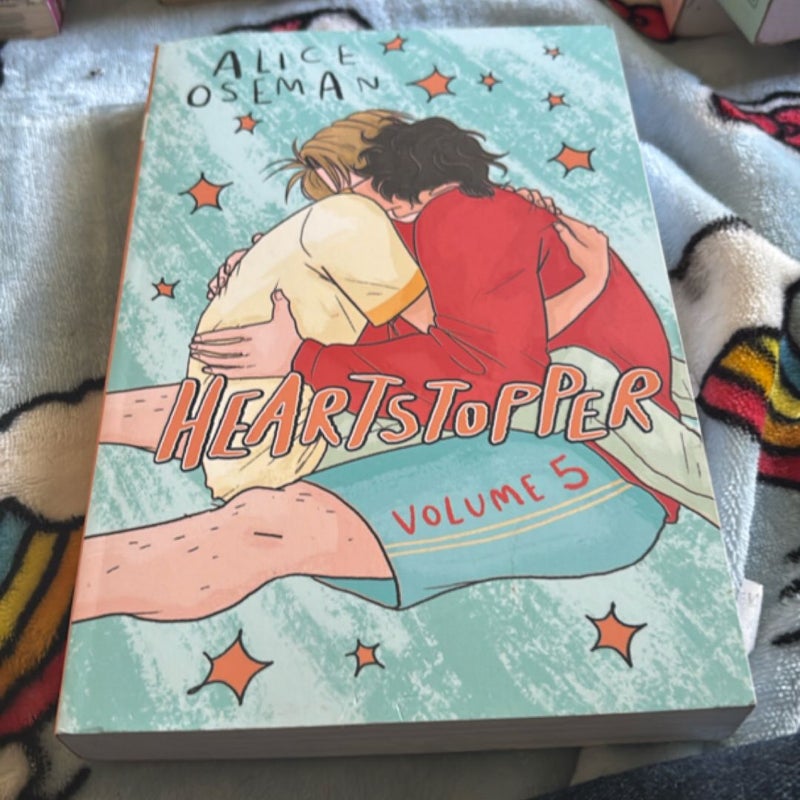 Heartstopper #5: a Graphic Novel