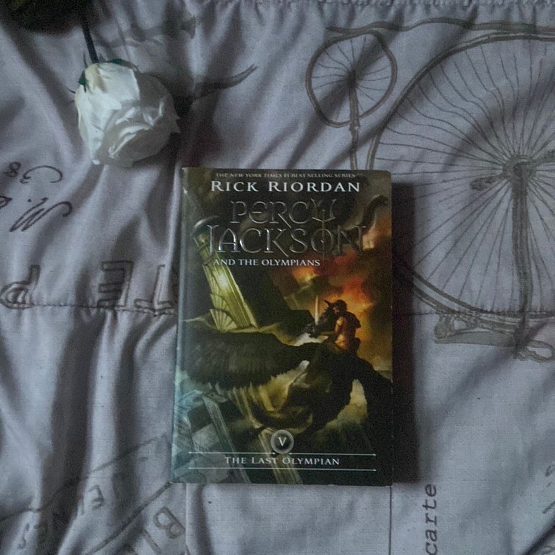 Percy Jackson and the Olympians 5 Book Paperback Boxed Set (new Covers W/poster)
