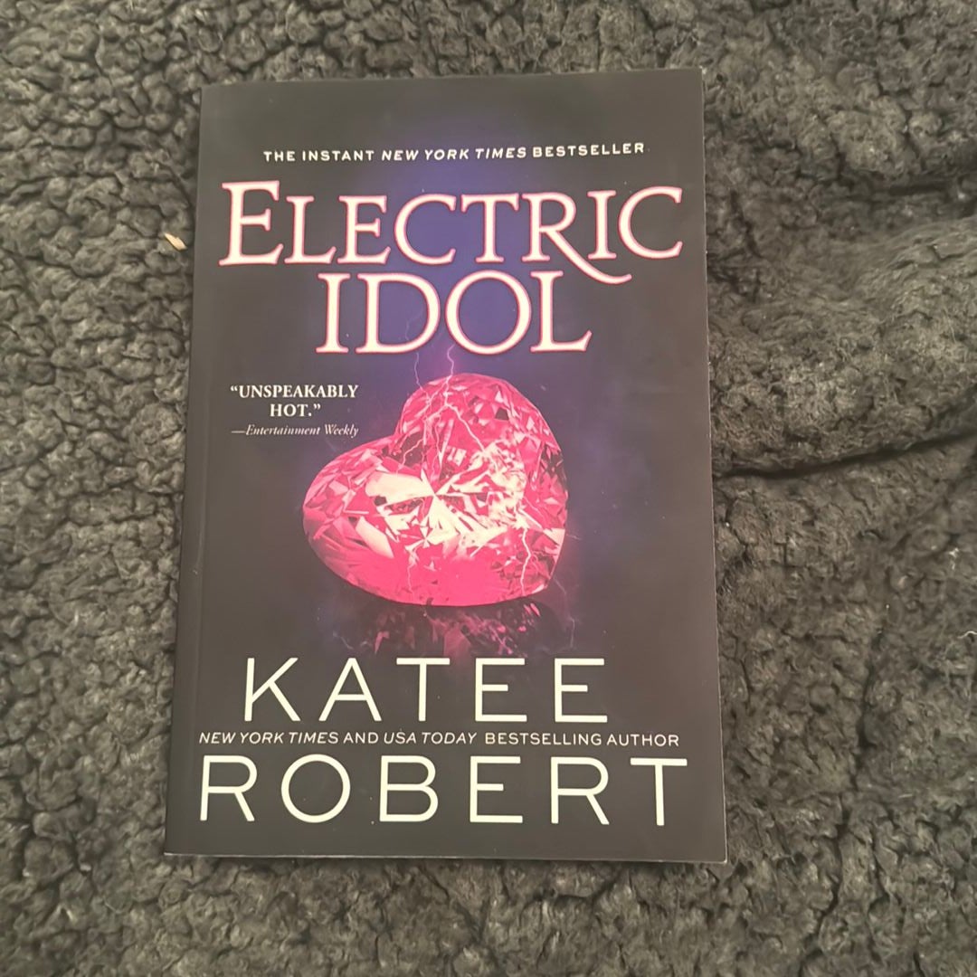 Electric Idol by Katee Robert, Paperback Pangobooks