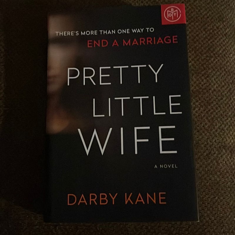Pretty little wife by Darby Kane , Paperback Pangobooks