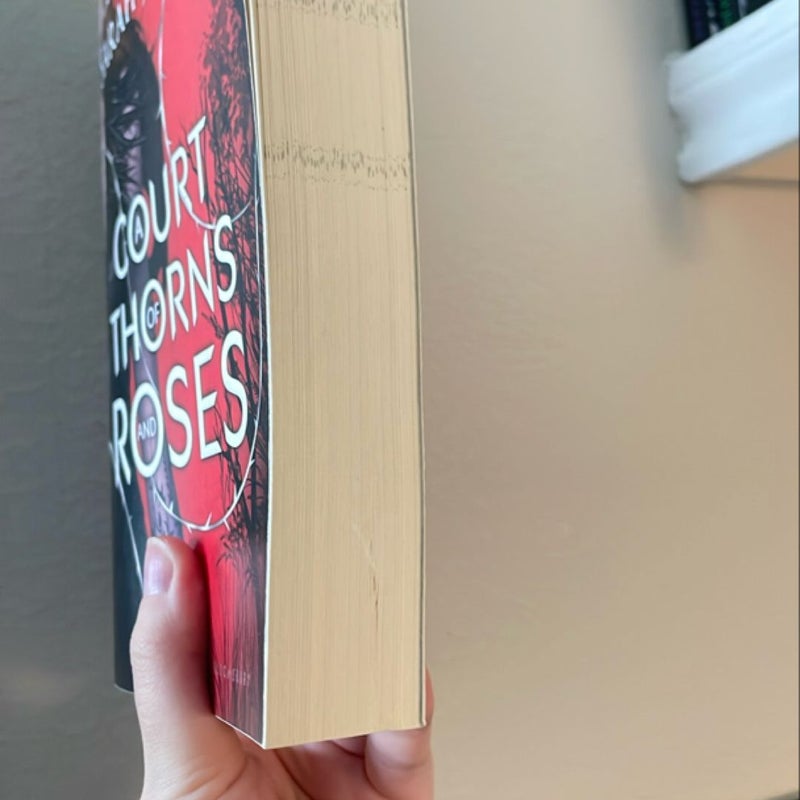 1st Edition OOP A Court of Thorns and Roses