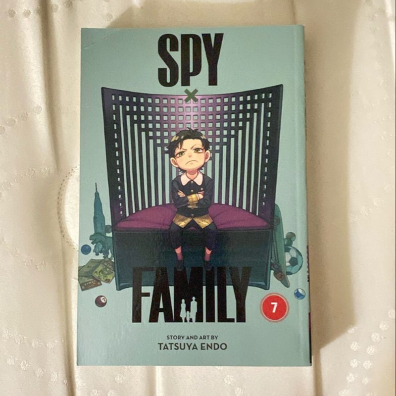 Spy X Family, Vol. 7