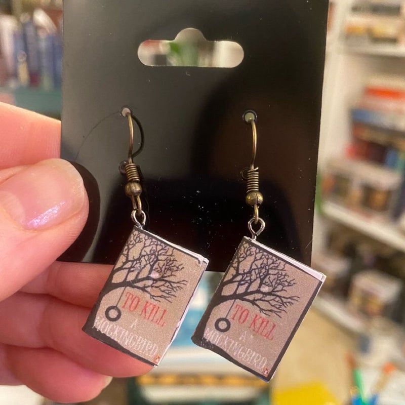 To Kill a Mockingbird: dangle earrings 