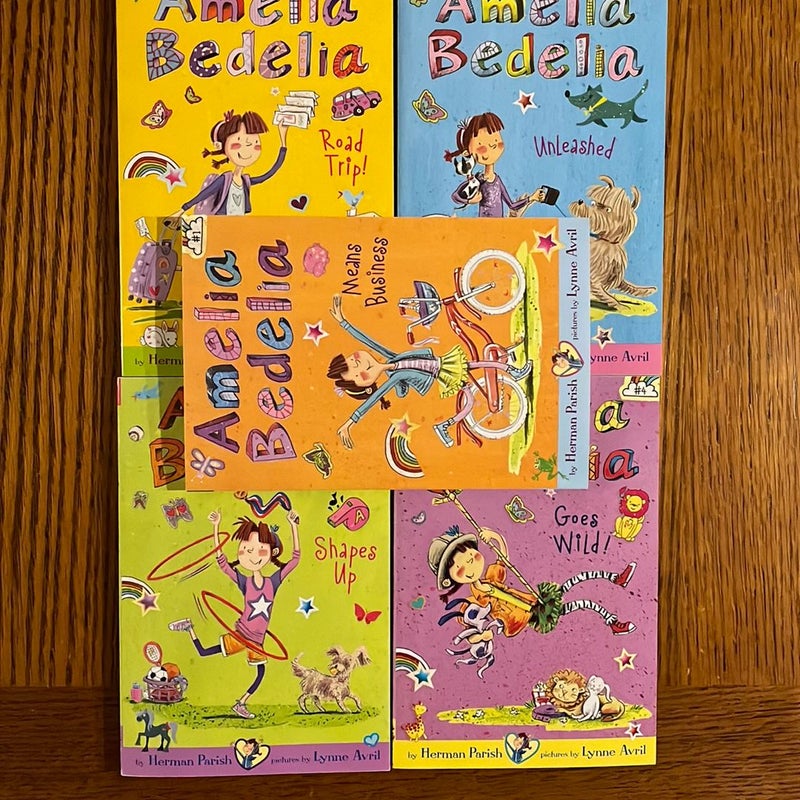 Amelia Bedelia Chapter Books #1,2,3,4&5