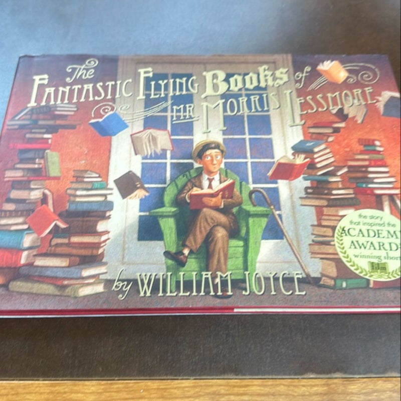 The Fantastic Flying Books of Mr. Morris Lessmore